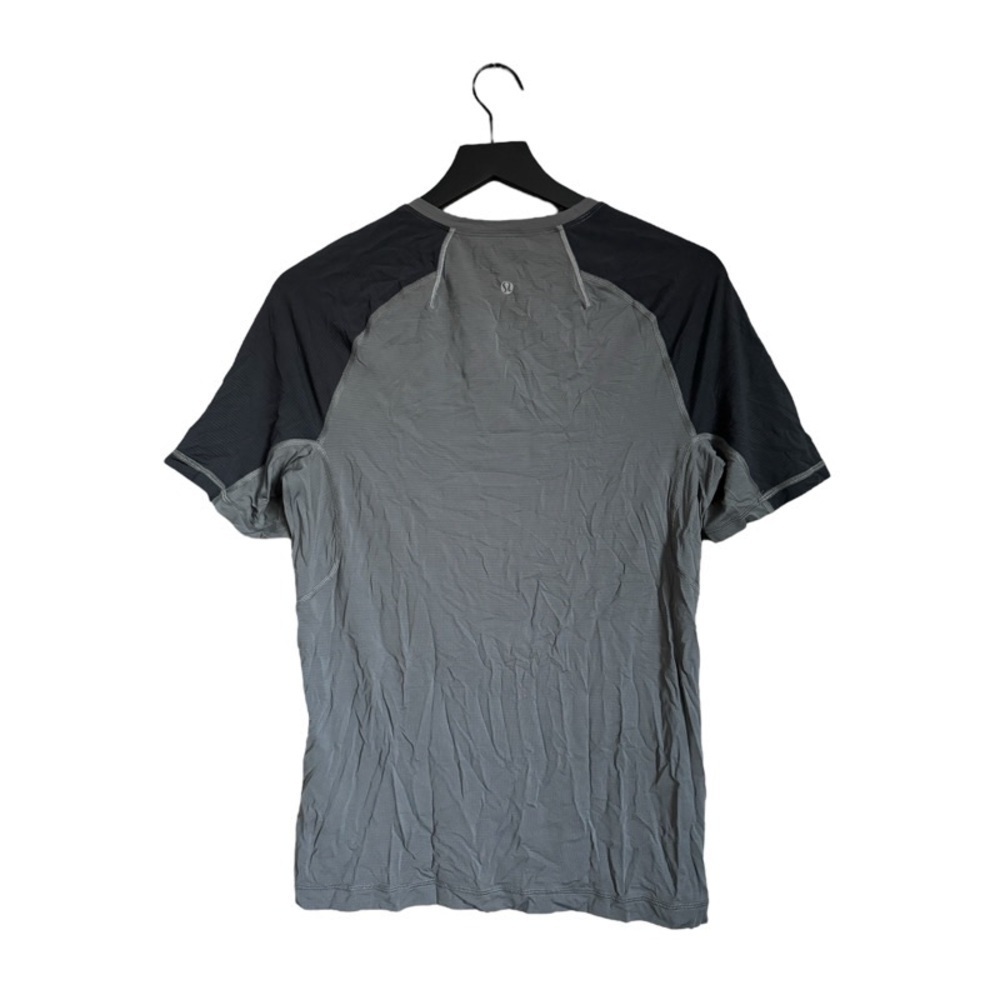 LULULEMON Men’s Colorblock T-Shirt